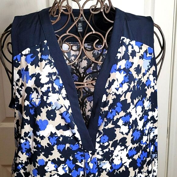 2/$20 Jones NY Sleeveless Blouse - Picture 1 of 5